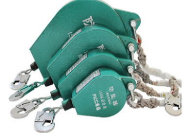 The locking system of the safety hookis very important