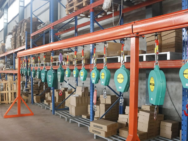 China safety lifelines Storage Racks